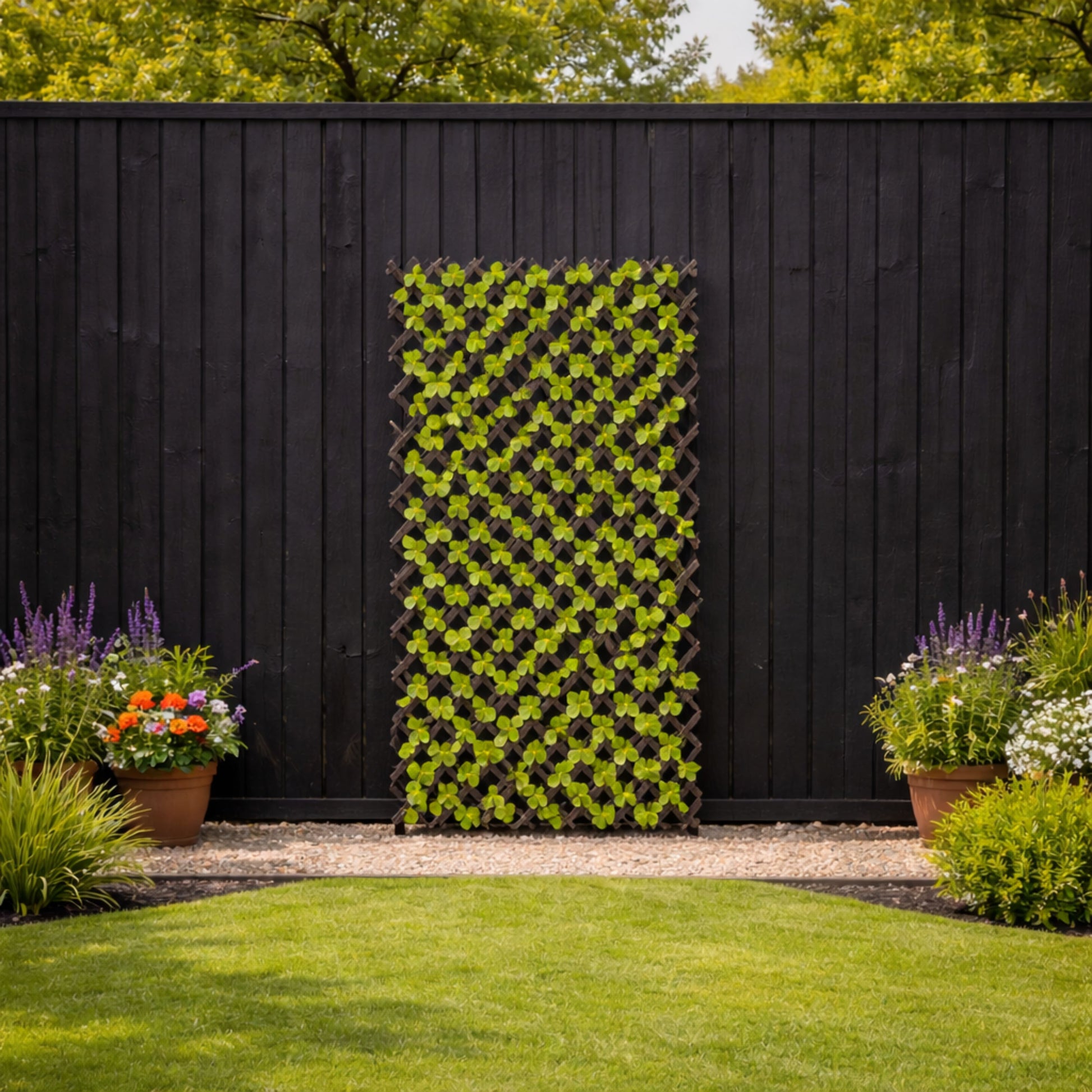 Expanding Trellis with Artificial Leaves – 100cm x 200cm Garden Screening Panel