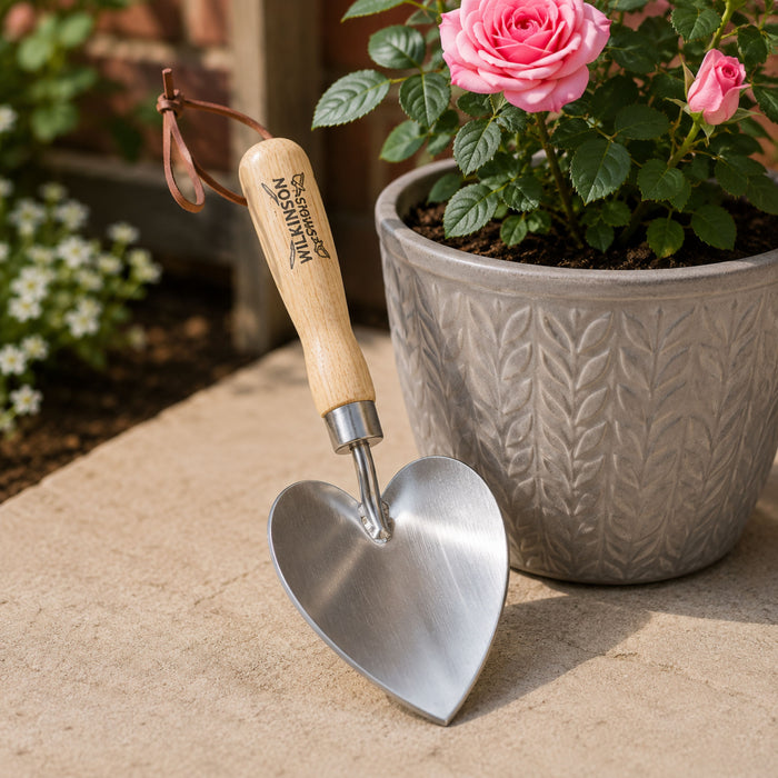 Wilkinson Sword Stainless Steel Heart Shaped Trowel