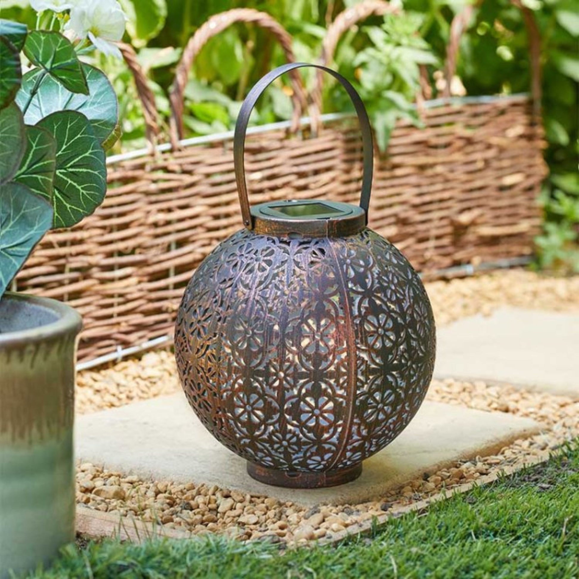 Boulette Silhouette Lantern