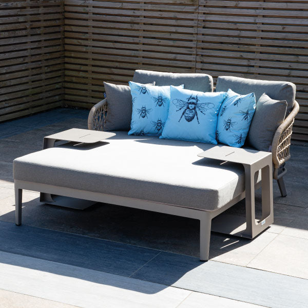 ENJOi Sydney Daybed with side table