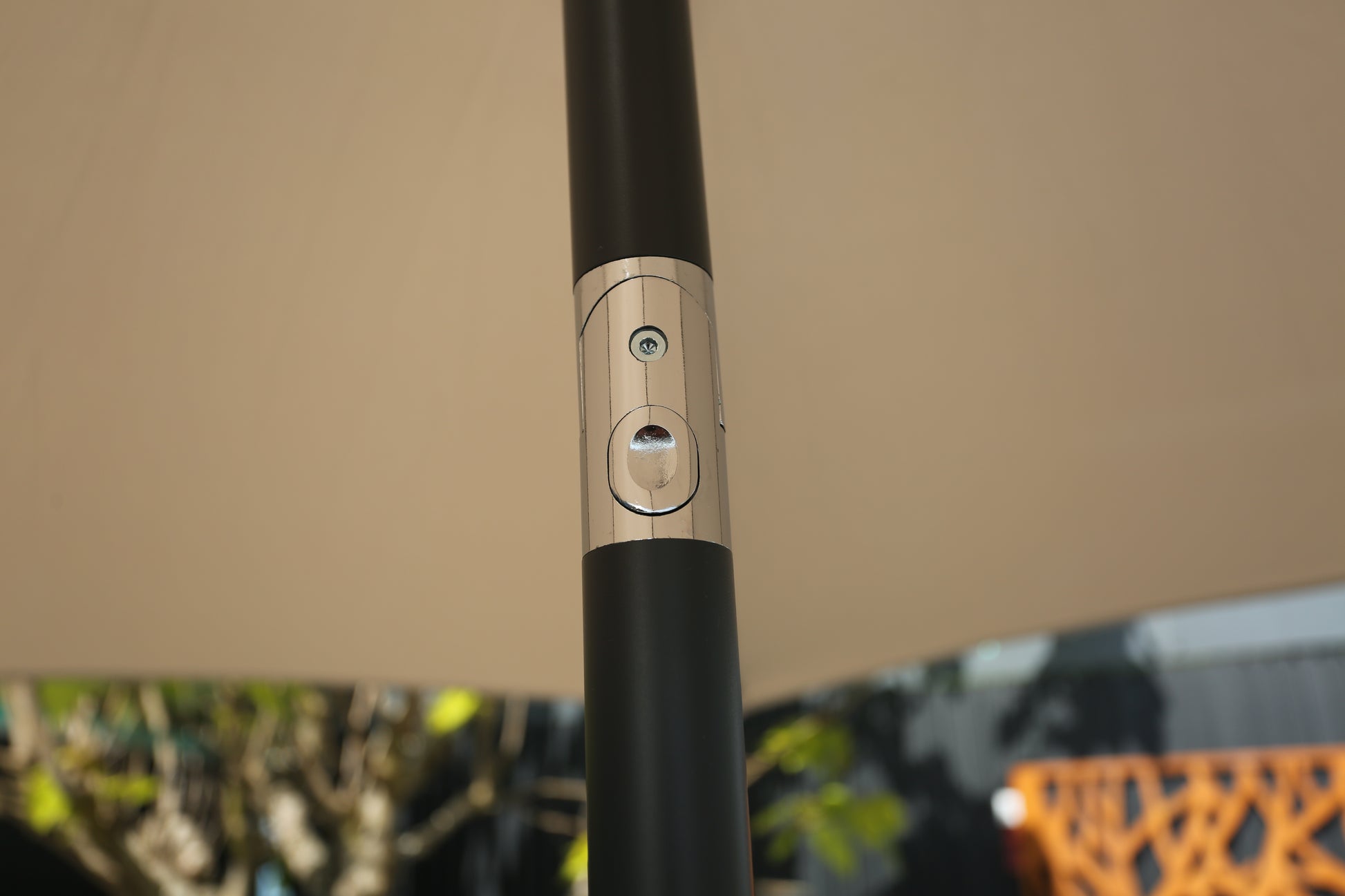 ENJOi Royal Round Aluminium 2.7m Taupe Parasol