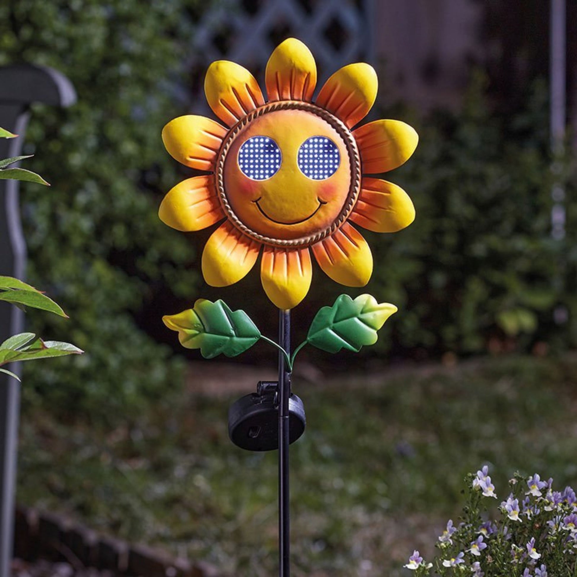 Smilin' Sunflower Stake Light