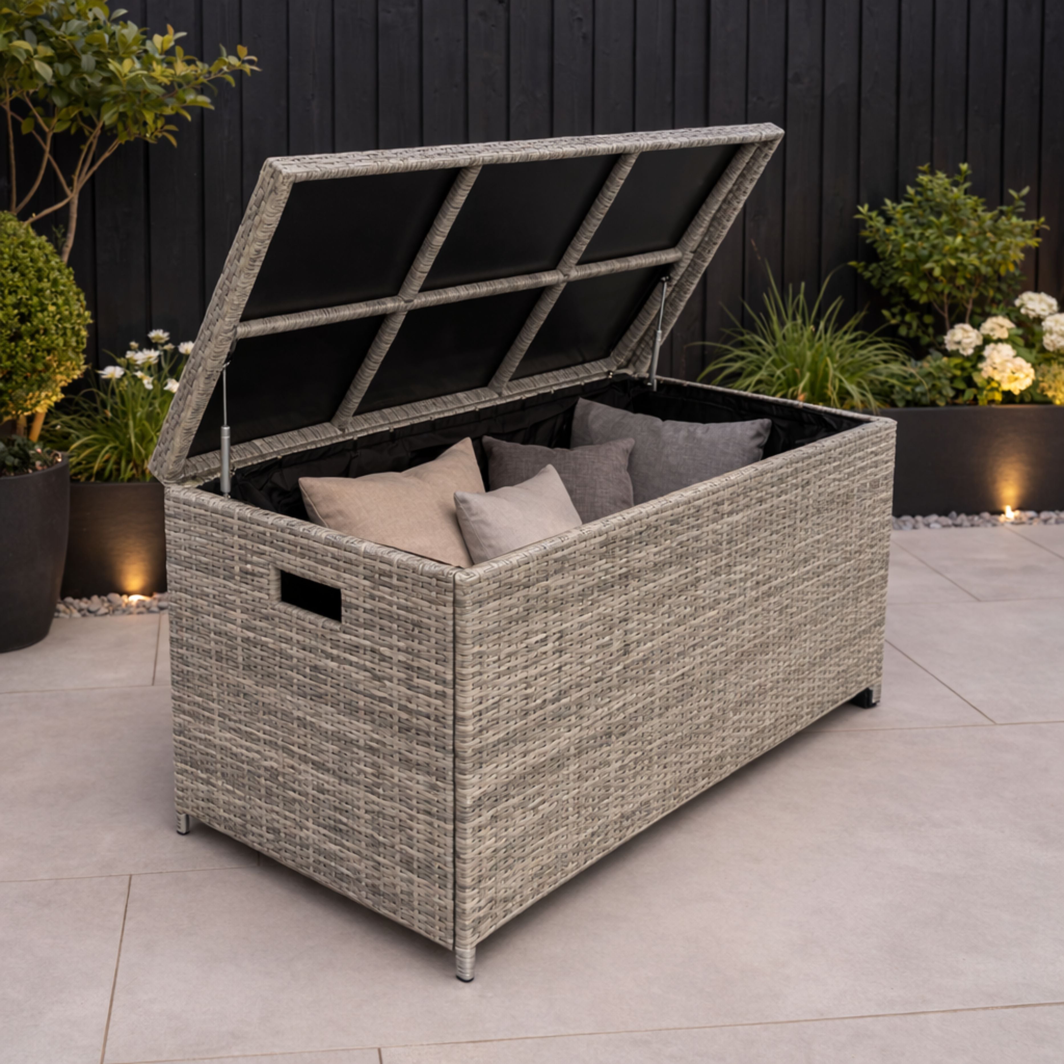 ENJOi Riverside Small Cushion Box