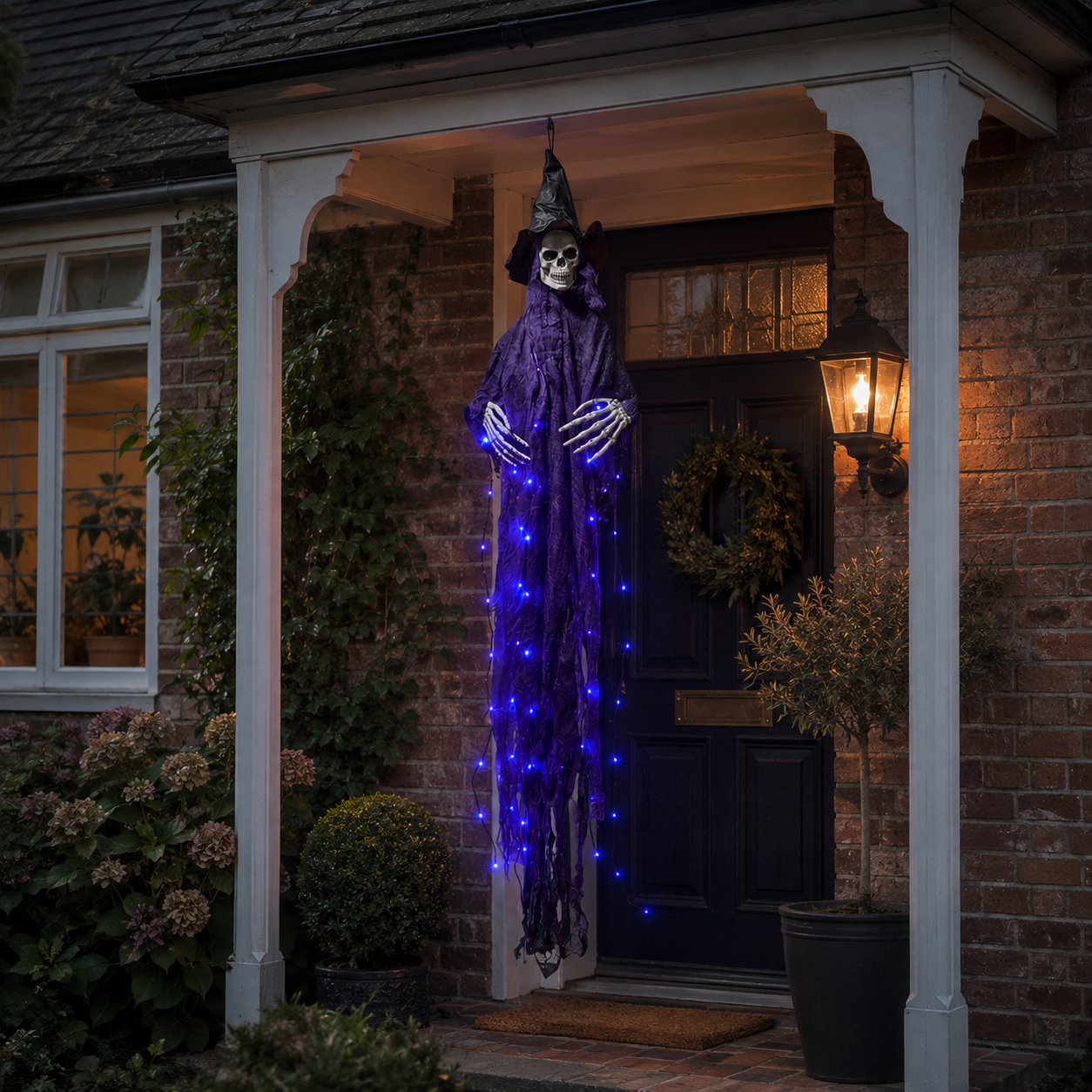 PIR Wailing Ghoul Motion Activated Halloween Decoration - 120cm