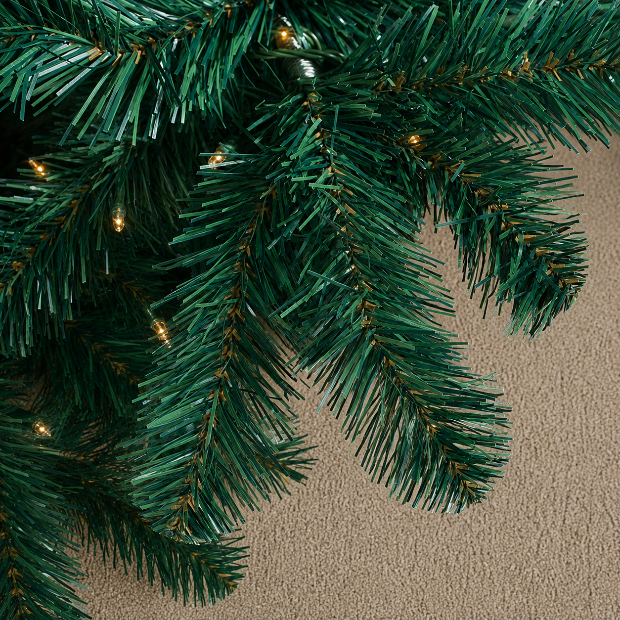 5ft Pre-Lit King Pine Artificial Christmas Tree