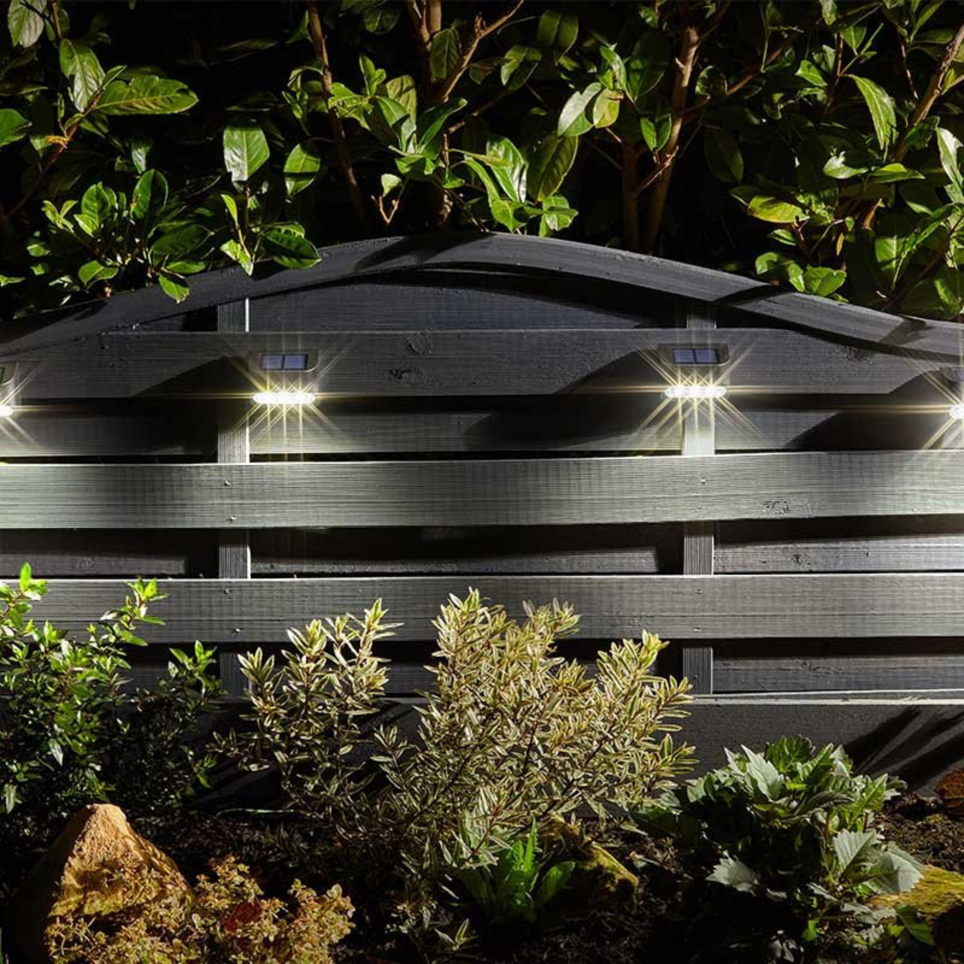 Premier Wall, Fence, Post Light 4pk 10L