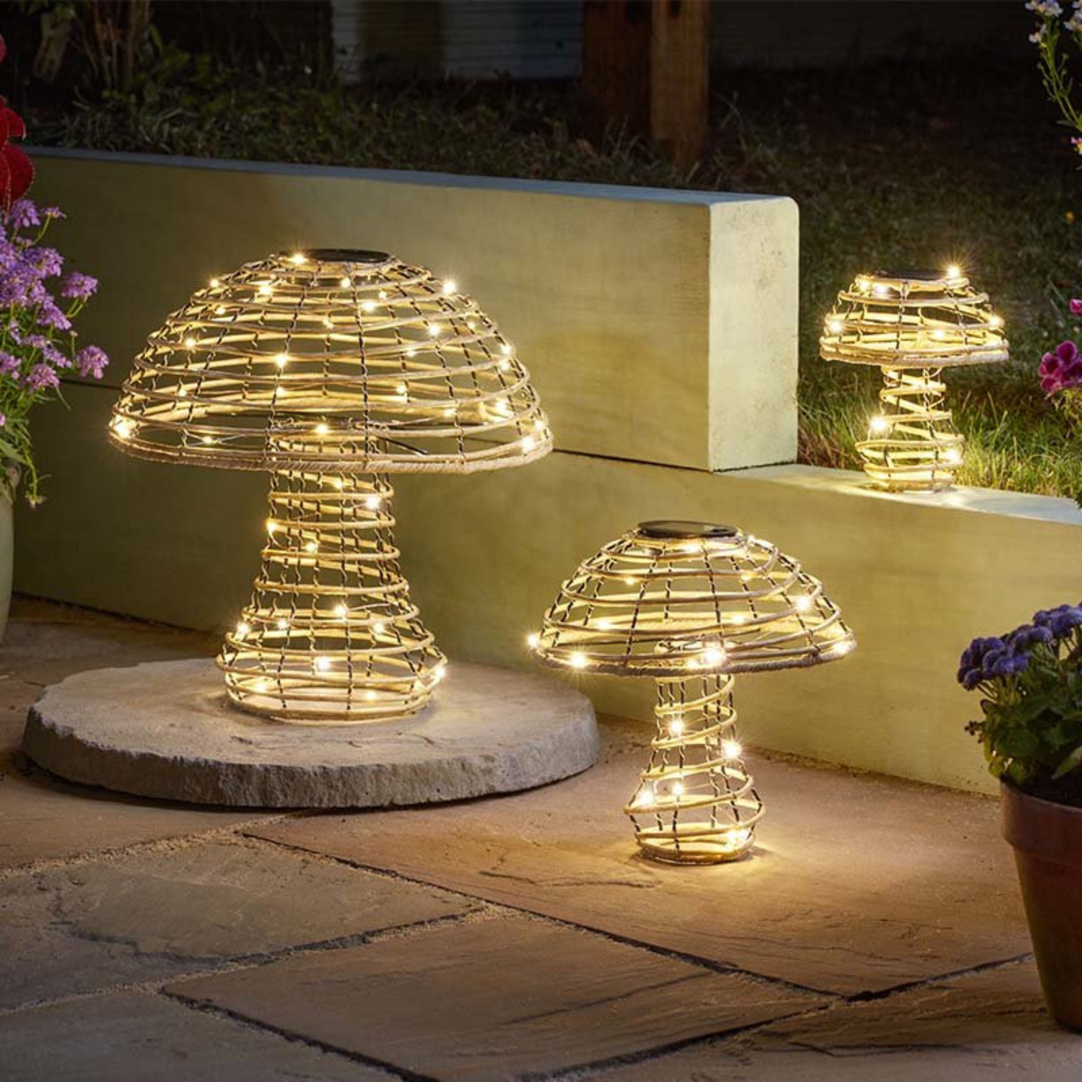 GlowCap Rattan Mushroom