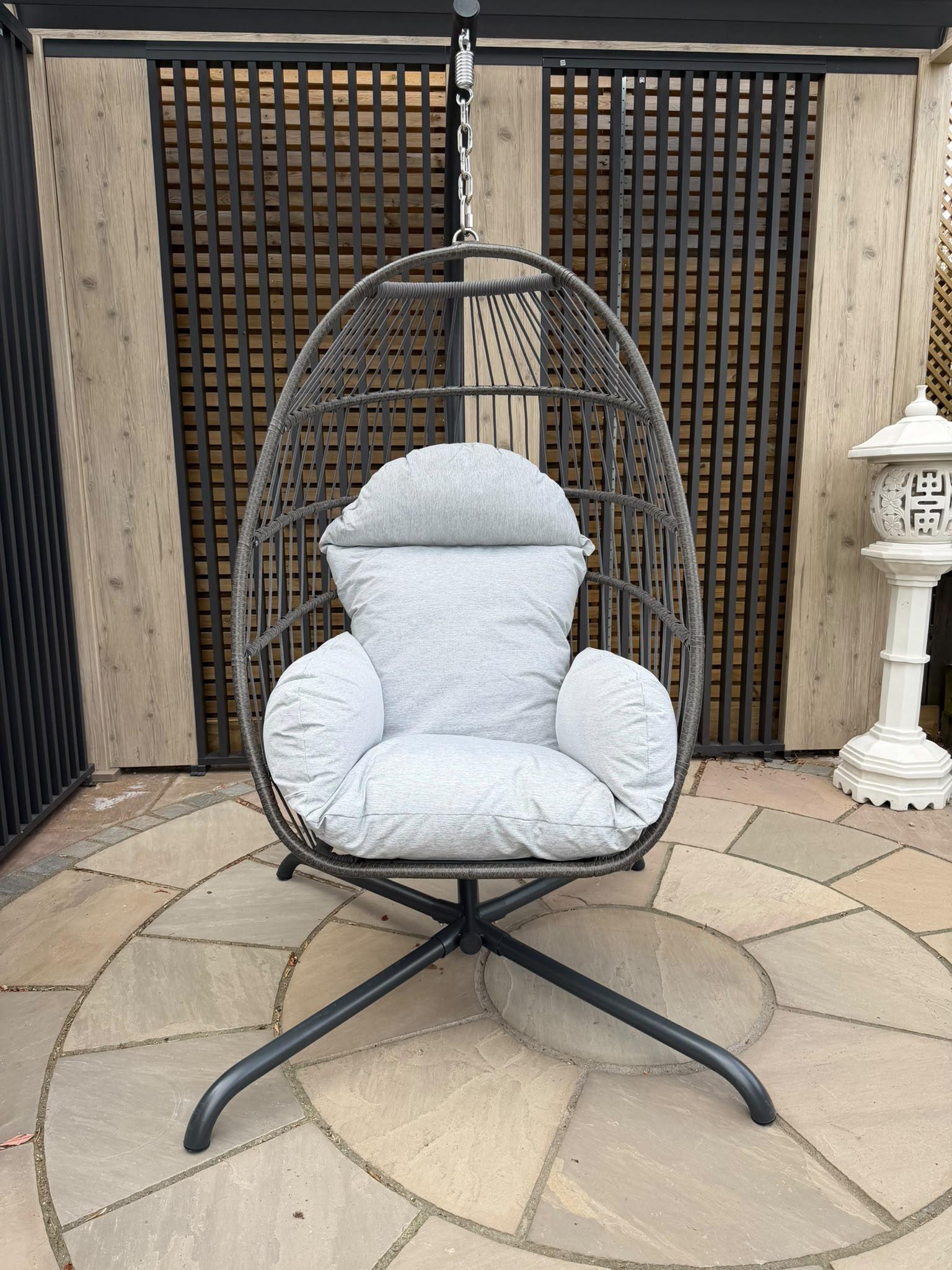ENJOi Brisbane Collapsible Hanging Chair